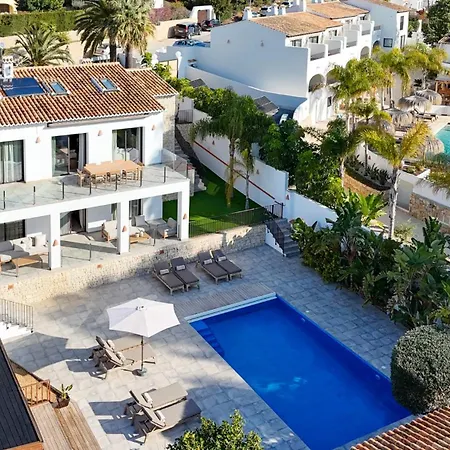 Villa The By Limoneros