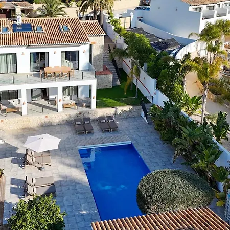 The By Limoneros Villa